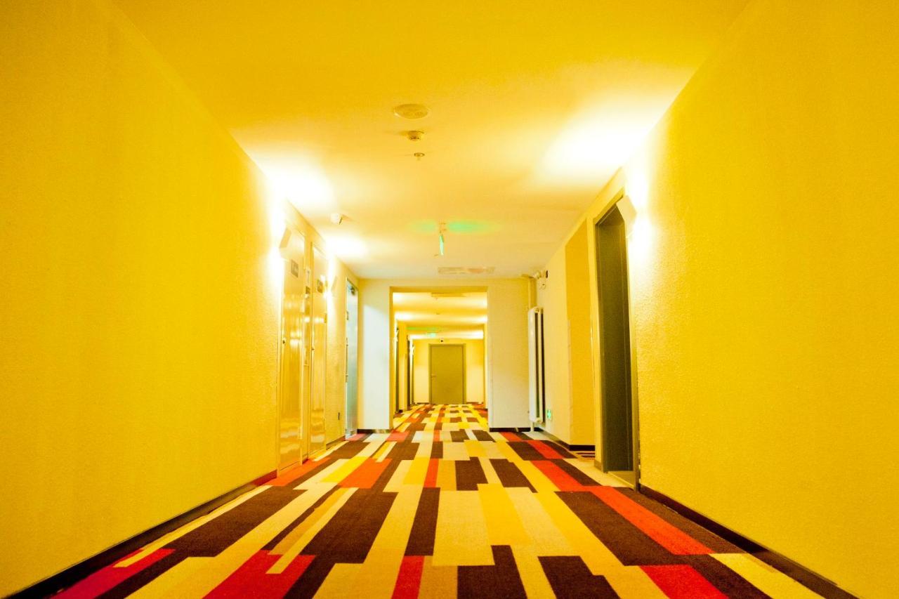 Ibis Tianjin Railway Station North Square Hotel Ngoại thất bức ảnh